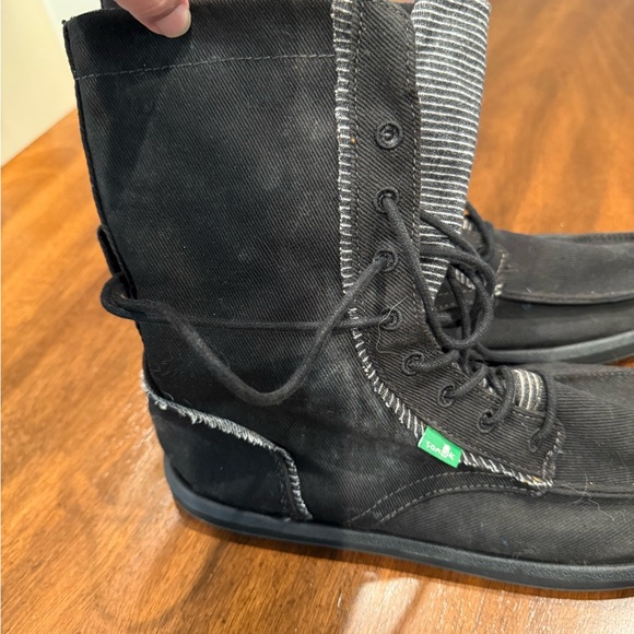 Sanuk Black Lace Up Boots for Women - Picture 2 of 7